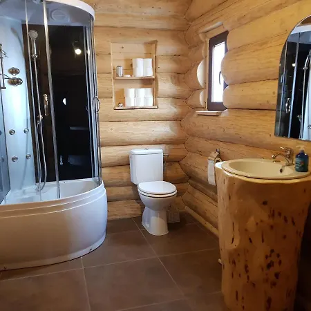 Holiday home Cabana Vultur2 Strada Popeni Vatra Dornei