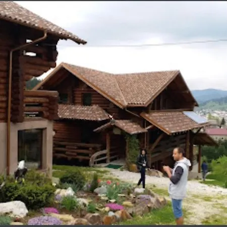 Cabana Vultur2 Strada Popeni * Vatra Dornei